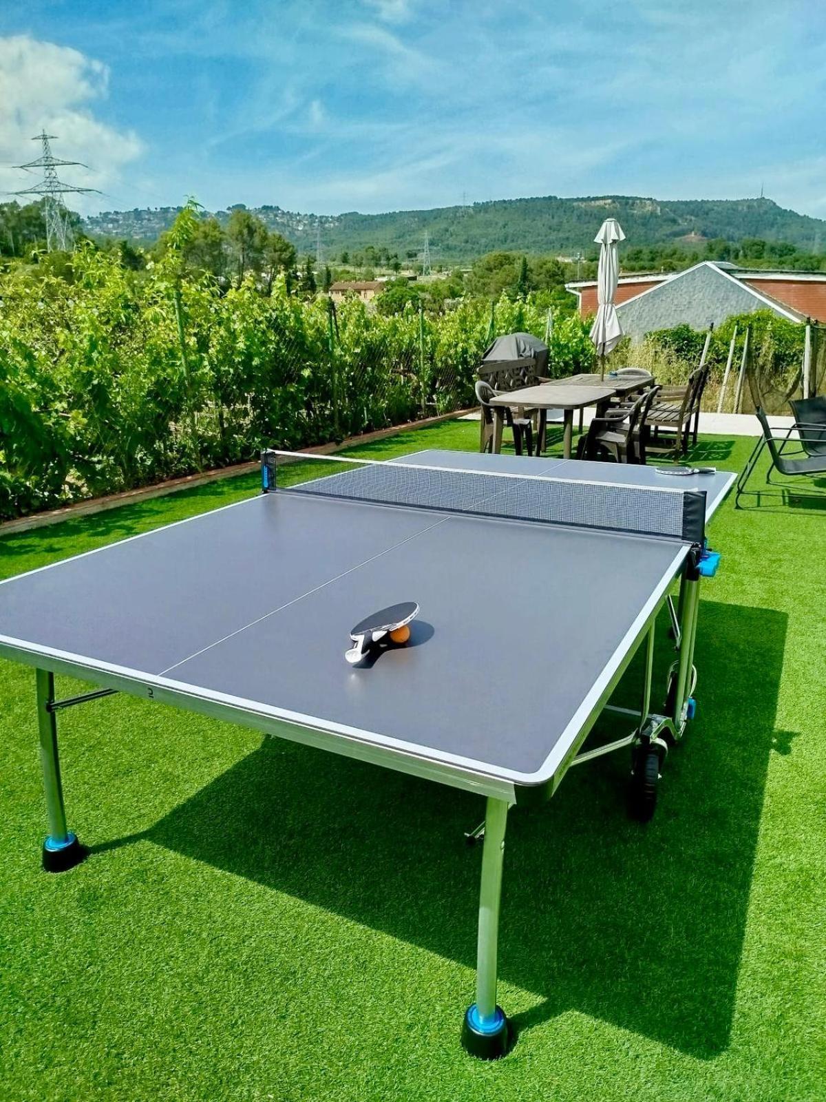 فيلا 20 Min From Bcn- Charming House W/ Pool & Bbq Area Cervelló المظهر الخارجي الصورة